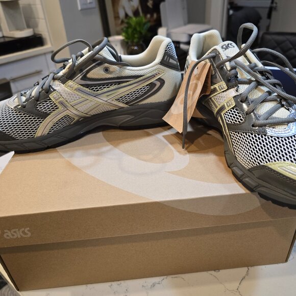 Asics Gel-DS Trainer 14 Truffle Grey 1203A607-020 Men's Size 12 NEW HTF Trainer - Picture 4 of 14